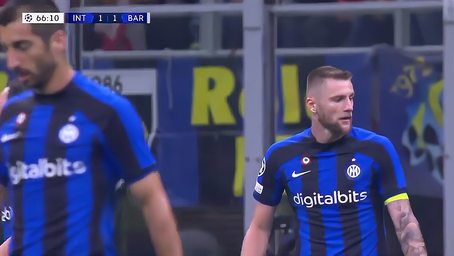 名记：勇士不改变仅靠库里强撑难持续太久，他已经非常疲惫（名记：勇士若不调整，库里独自硬扛难以为继，他已疲惫不堪）