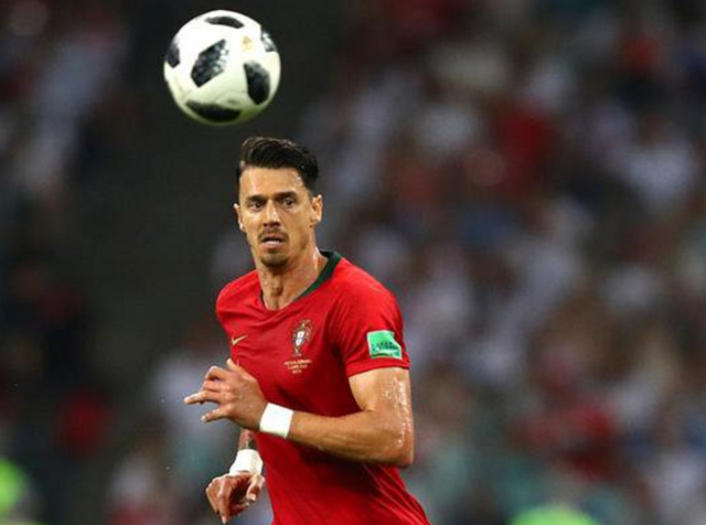 张镇麟：球队上下非常有活力 很开心和弗格并肩作战（张镇麟：球队活力十足，与弗格并肩作战让我很开心）